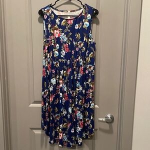 Emerald Size 2xl Blue Floral Midi Sleeveless Dress